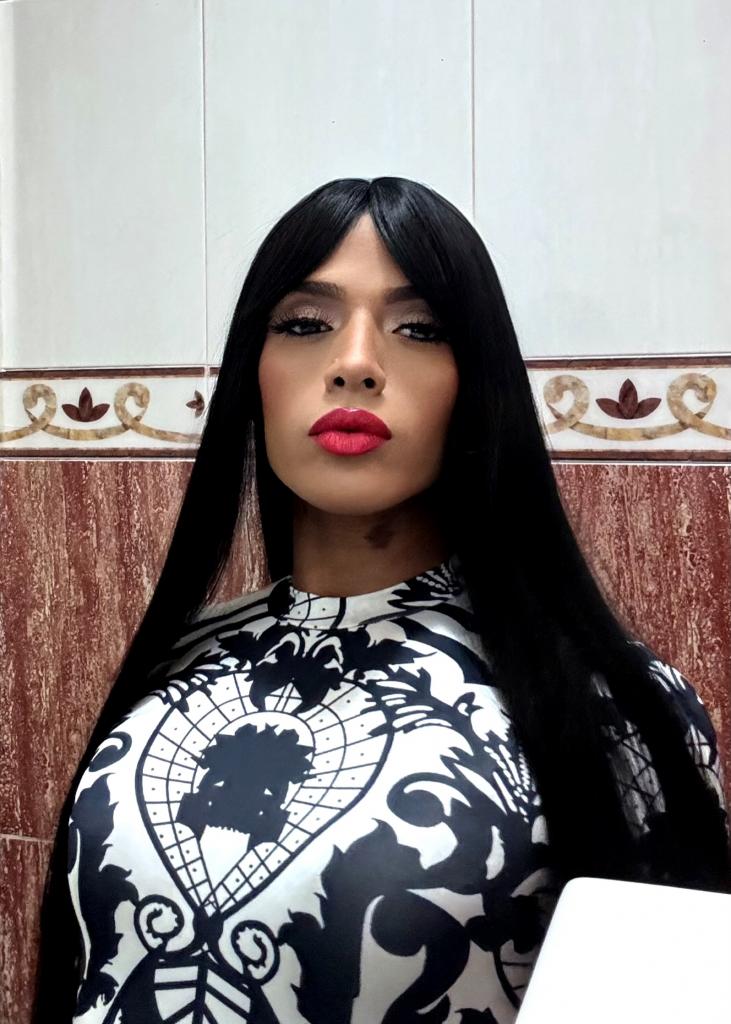 604254425: Transexual en Guipúzcoa