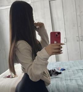 613450983: Chica busca chico en Badajoz