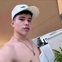 612276125: Chico busca chica en Valencia