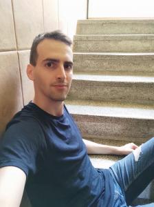 639247150: Chico busca chica en Guipúzcoa