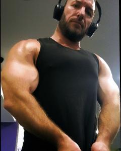 603897404: Chico busca chica en Cantabria