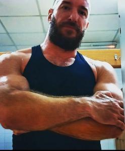 603897404: Chico busca chica en Cantabria