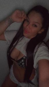 677593134: Chica busca chico en Cádiz