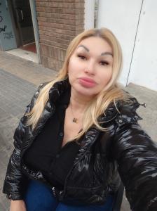 661206481: Chica busca chico en Madrid