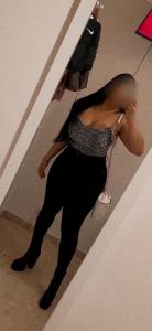 614943430: Chica busca chico en Sevilla