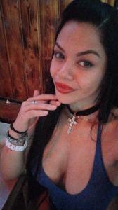 677593134: Chica busca chico en Cádiz