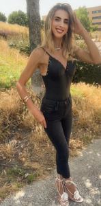 634494079: Chica busca chico en Navarra