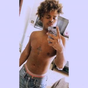 Chico busca chica en Las Palmas: 