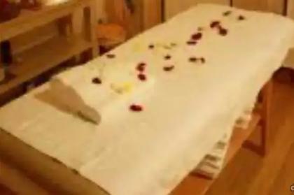 631234103: Chica busca chico en Menorca