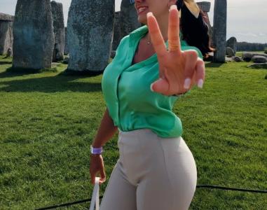 613882978: Chica busca chico en Pontevedra