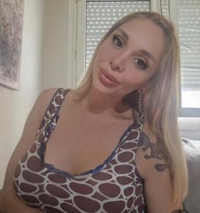 645509437: Travesti en Asturias