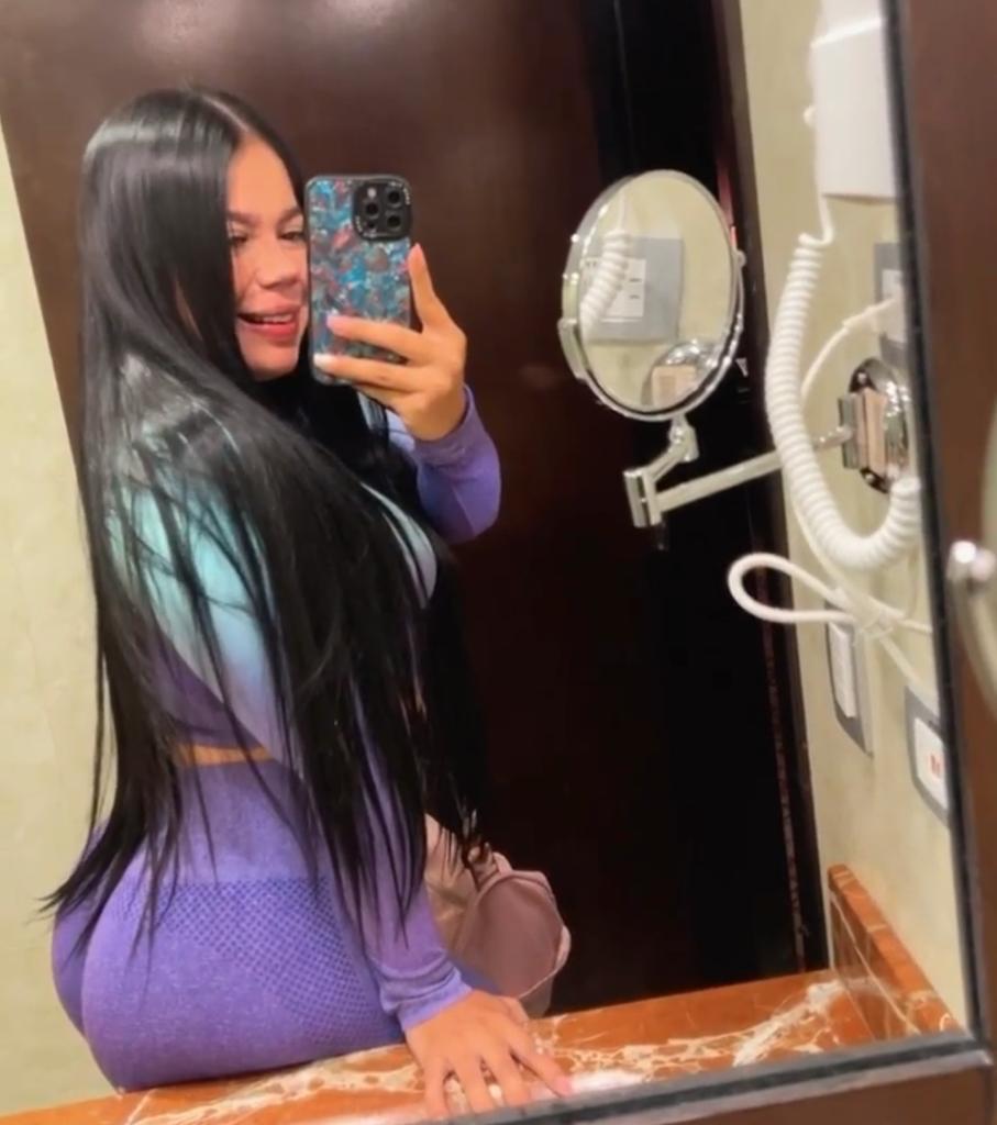 Chica busca chico en Almería: 