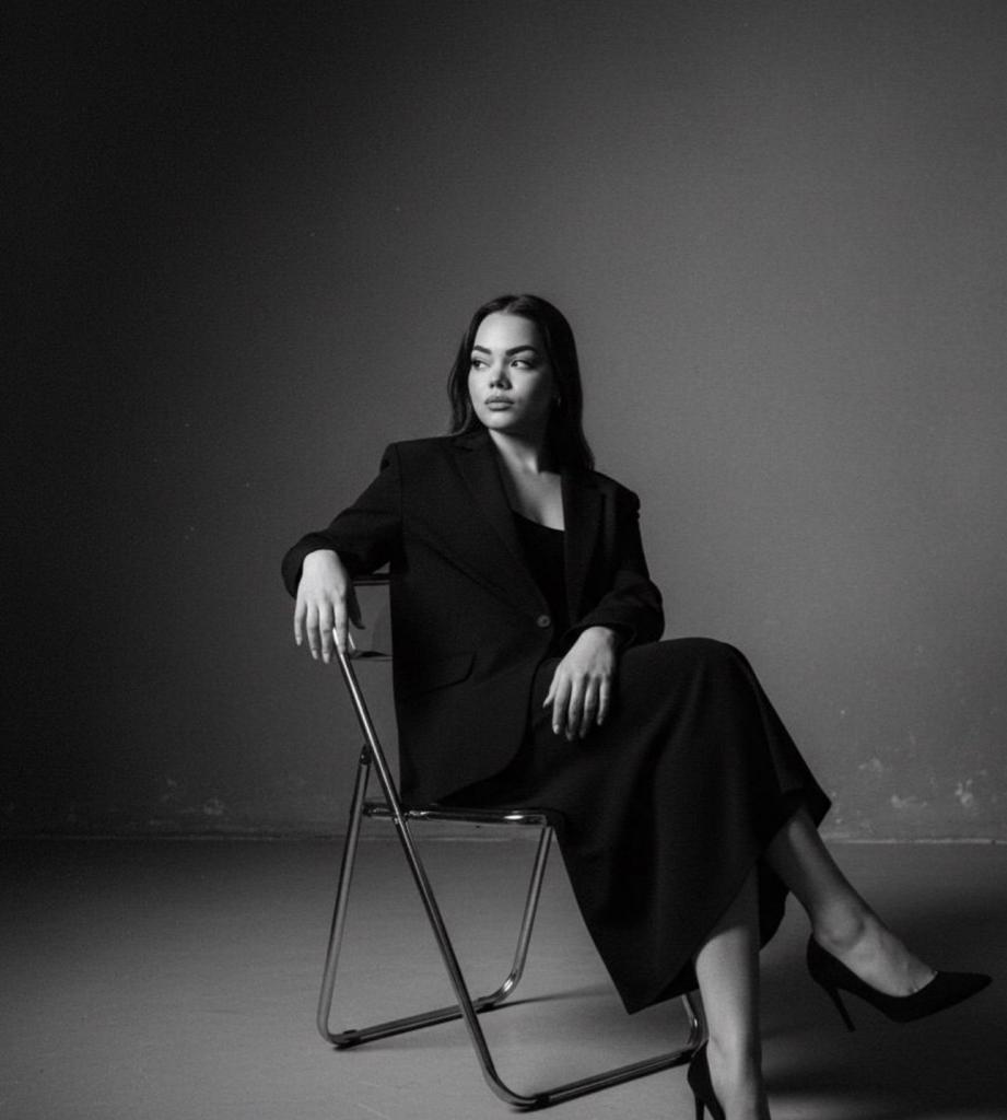 Chica busca chico en Asturias: 