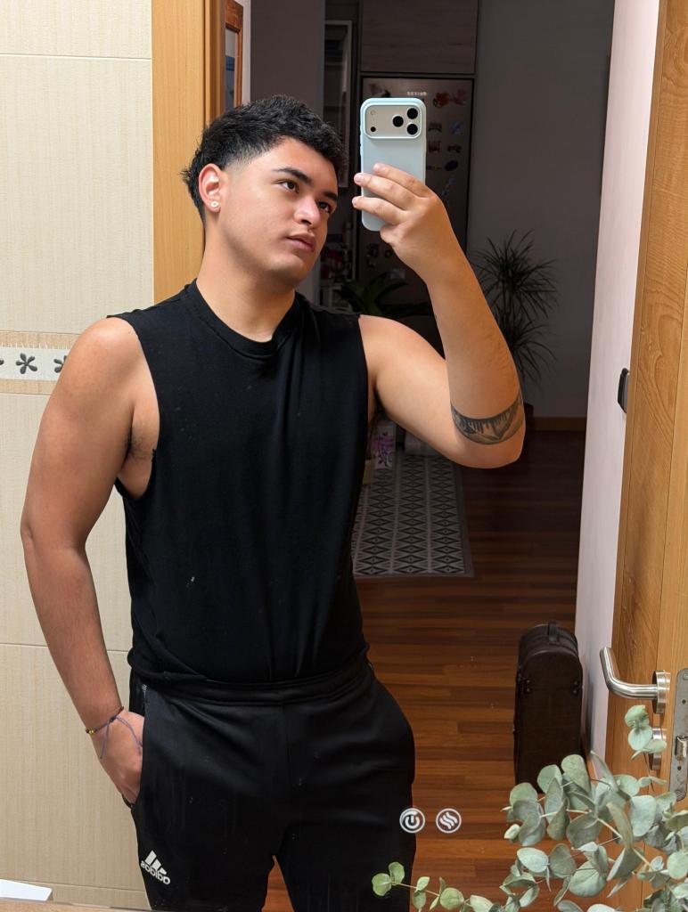 695091078: Chico busca chica en León