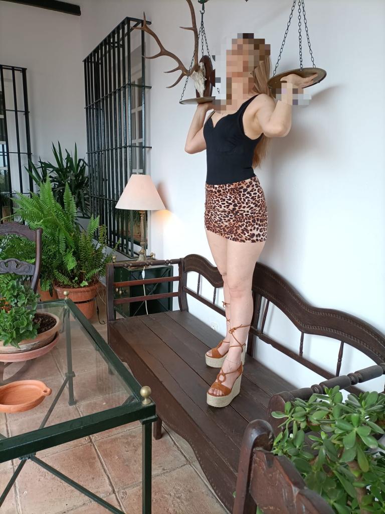 613584656: Chica busca chico en Málaga