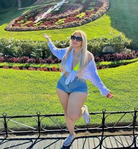 611322393: Chica busca chico en Valencia