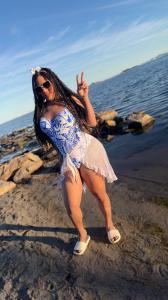 602447917: Travesti en León