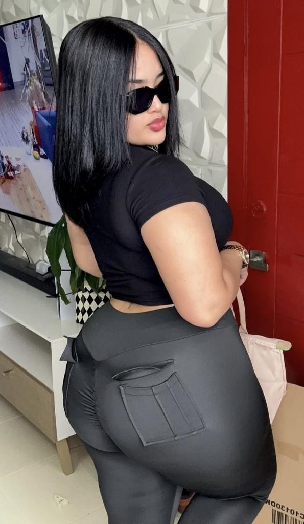 631160935: Chica busca chico en Cádiz