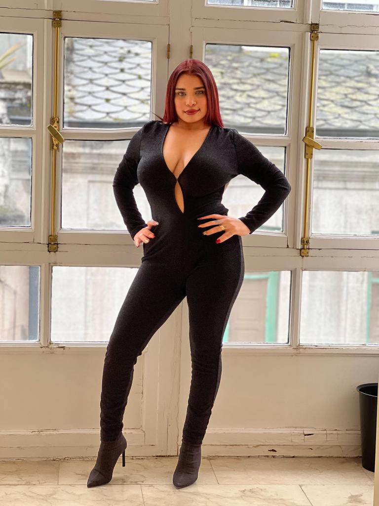 672960063: Chica busca chico en Lugo