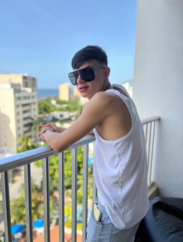 603372860: Chico busca chica en Tenerife