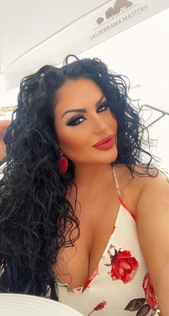 643674414: Chica busca chico en Granada