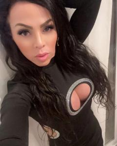 695208087: Transexual en Málaga