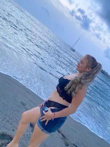 613217868: Chica busca chico en Málaga