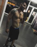 641035300: Chico busca chica en Lugo