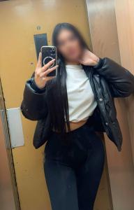 658324059: Chica busca chico en Valencia