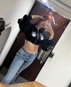 674932055: Chica busca chico en Valencia