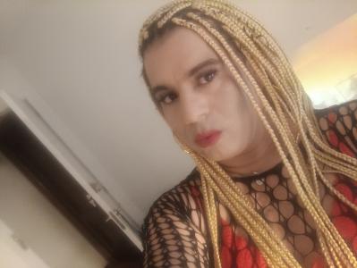 651300963: Chica busca chico en Madrid