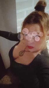 698657078: Chica busca chico en Barcelona