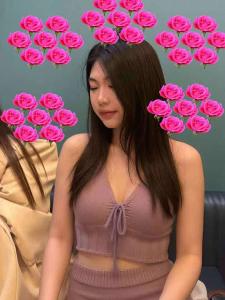 699112444: Chica busca chico en Barcelona