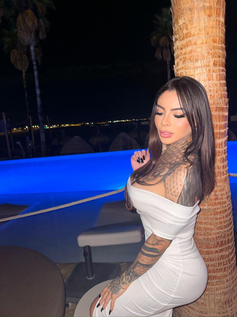 613332470: Transexual en Valencia