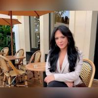 614772010: Travesti en León