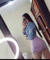 614847385: Chica busca chico en Barcelona