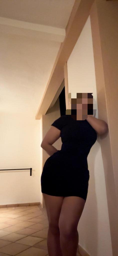 Chica busca chico en Tenerife: 