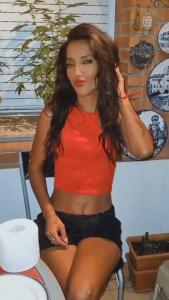 627811196: Chica busca chico en Barcelona