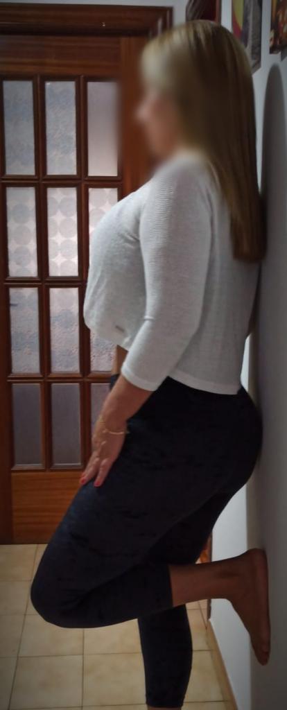 Chica busca chico en Ibiza: 