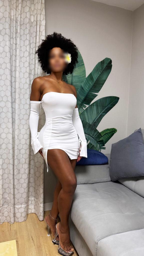 Chica busca chico en Granada: 