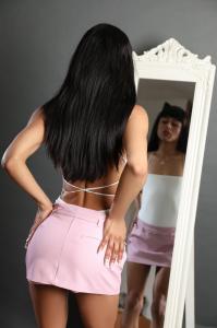 643584856: Travesti en León