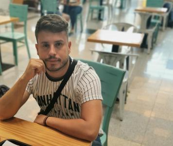 Chico busca chica en Murcia: 