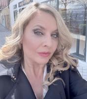 608460119: Chica busca chico en Cantabria