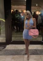 695499533: Chica busca chico en Madrid