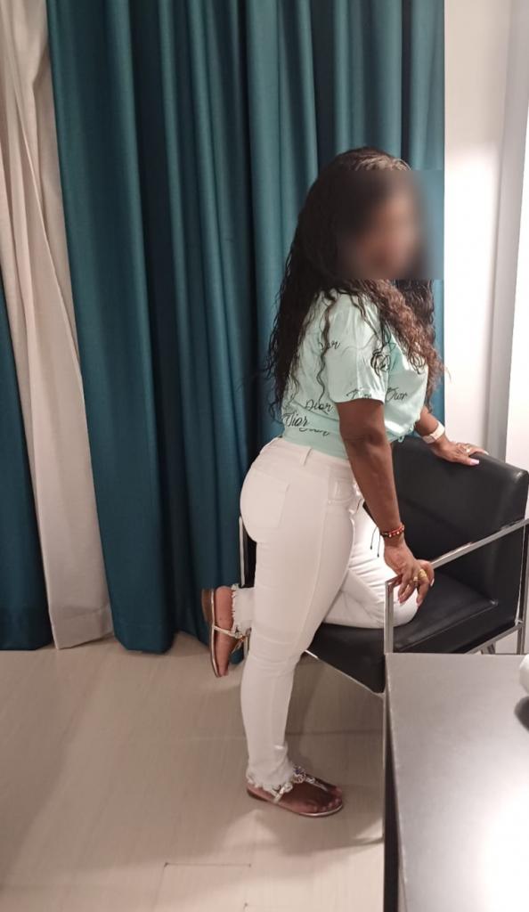 Chica busca chico en Barcelona: 