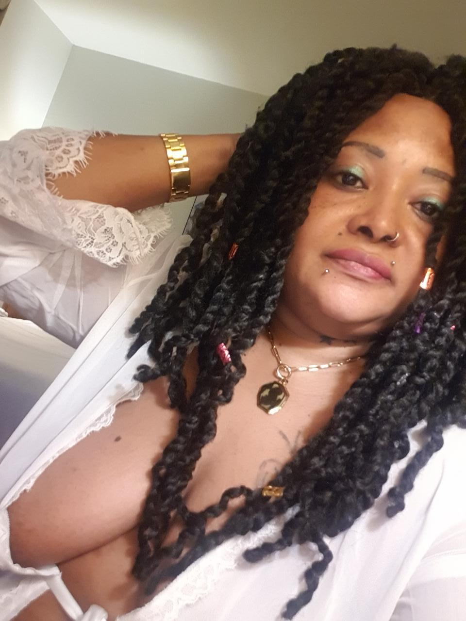 Chica busca chico en Barcelona: 