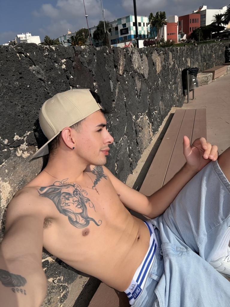 Chico busca chica en La Coruña: 