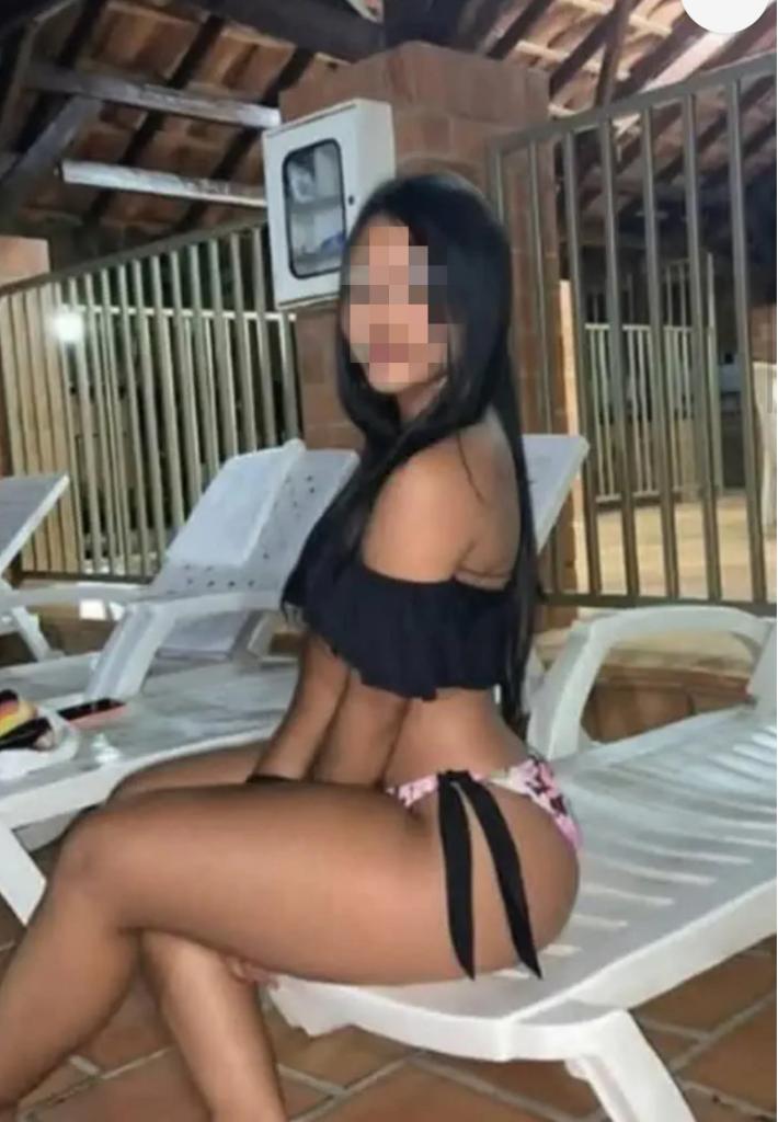 631233360: Chica busca chico en Málaga