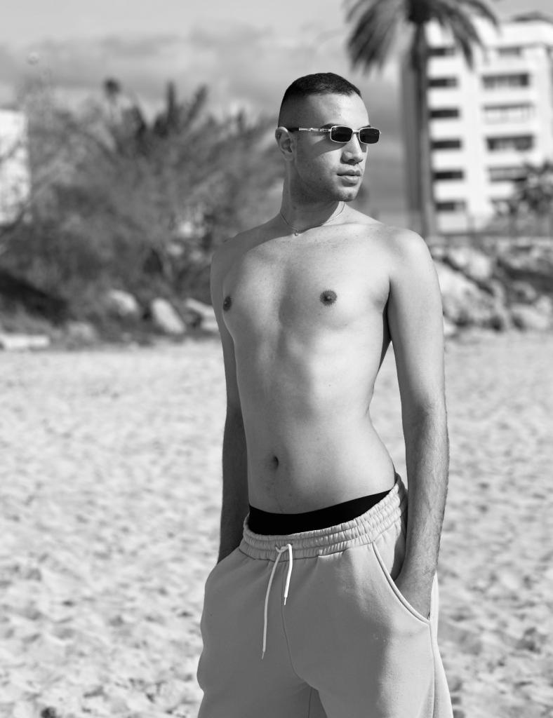 643645160: Chico busca chica en Málaga