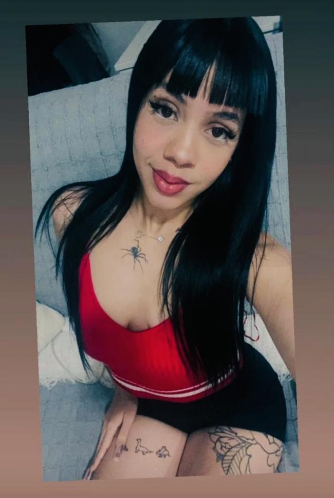 697713315: Chica busca chico en Ávila